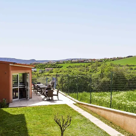 Ibis Budget Millau Viaduc-2
